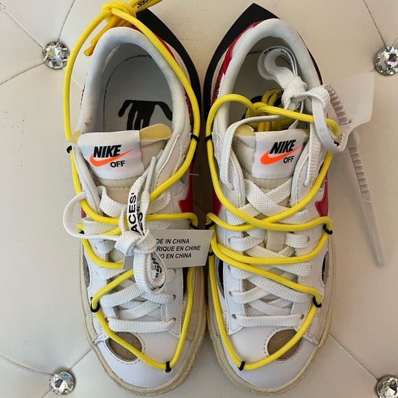 2022 Off-White x Blazer Low 'White University Red' - Picture 3 of 4